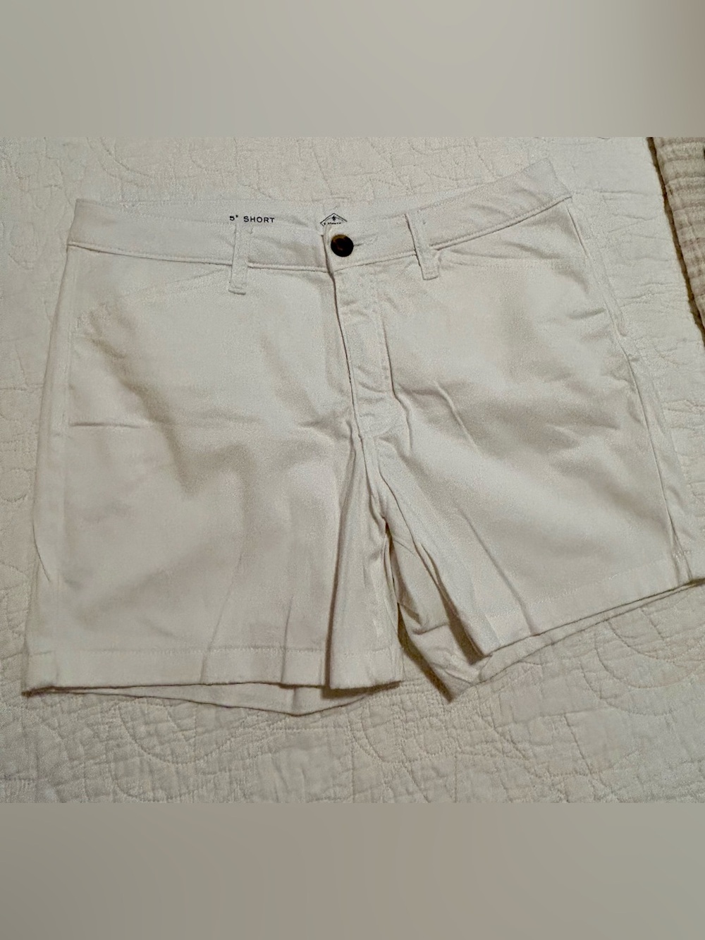 St. John's Bay White Mid-Rise Bermuda Shorts